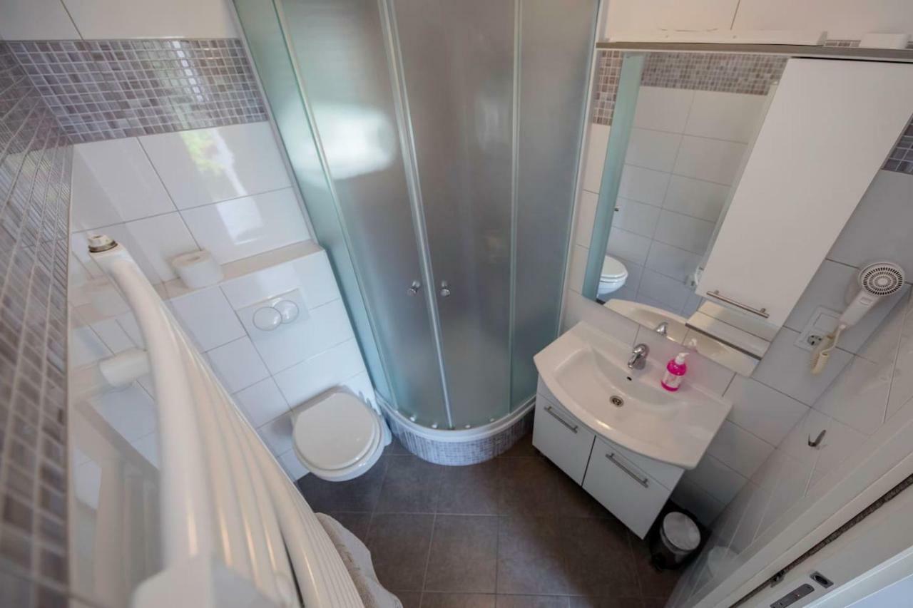 Apartman Marcela Palit Extérieur photo